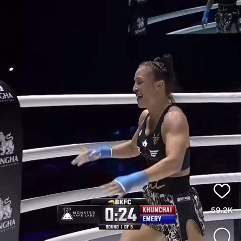 tai emery flashing uncensored|VIDEO: BKFC fighter flashes her breasts in NSFW KO。